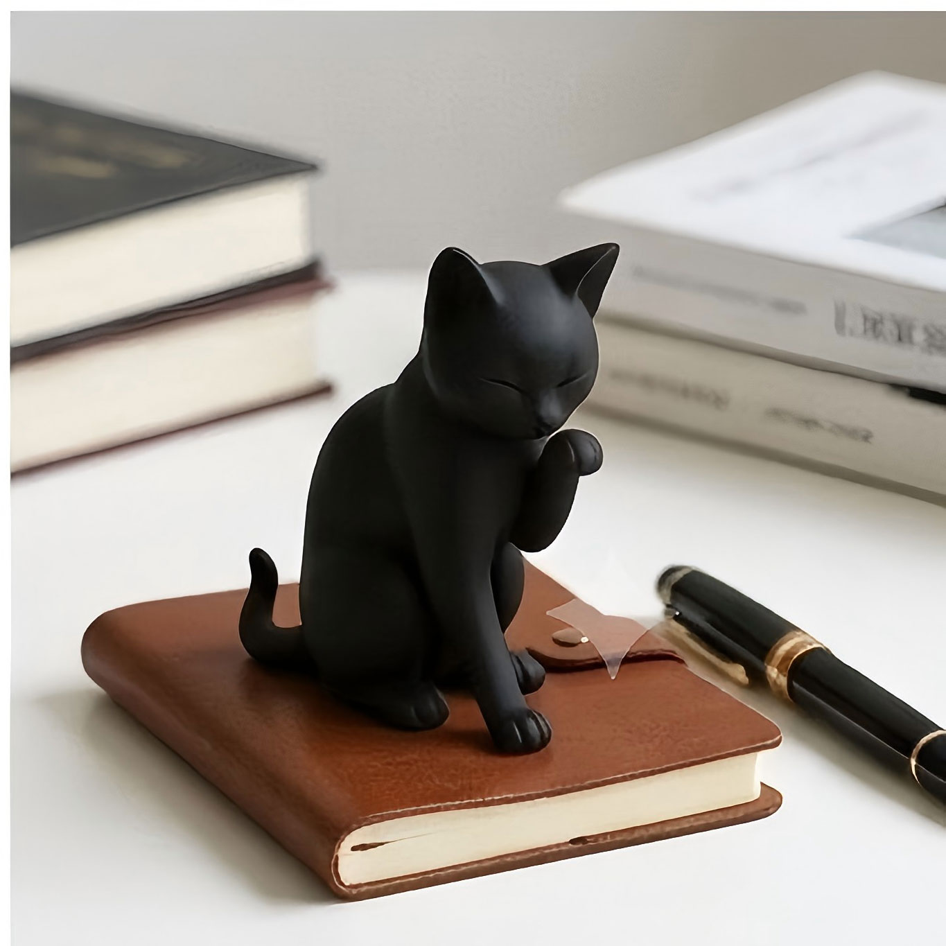 Desk Setup Workspace - Kedi Figürlü 3D Minimalist Masaüstü Dekorasyonu,